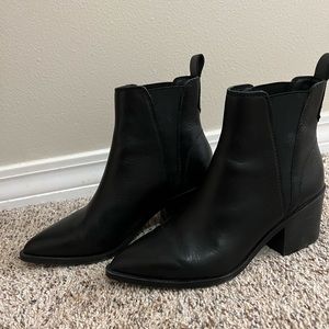 Chunky heel Steve Madden Boot